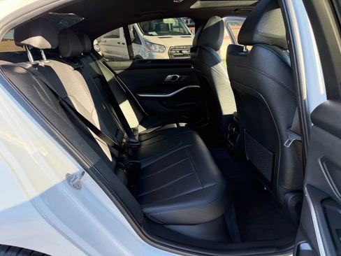 Used 2020 BMW 330i Sedan w/ Premium Package image 15