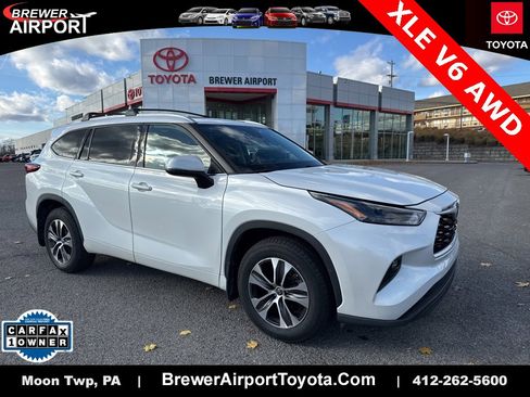 Used 2022 Toyota Highlander XLE image 1