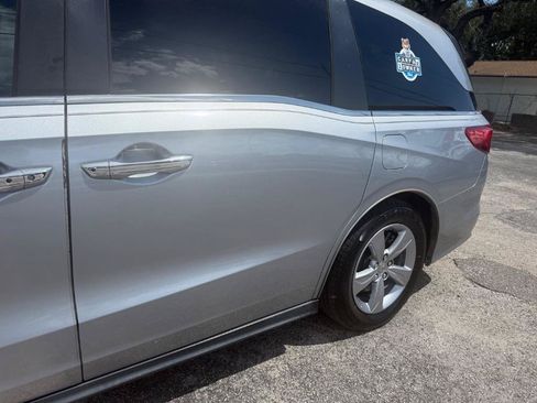 Used 2018 Honda Odyssey EX-L image 14