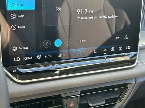 New 2026 Volkswagen Tiguan SE image 25