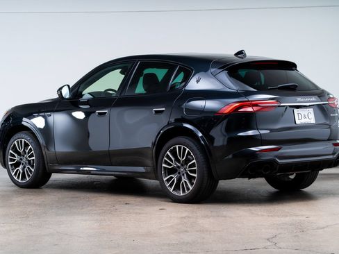 Used 2023 Maserati Grecale Modena AWD/4WD image 4