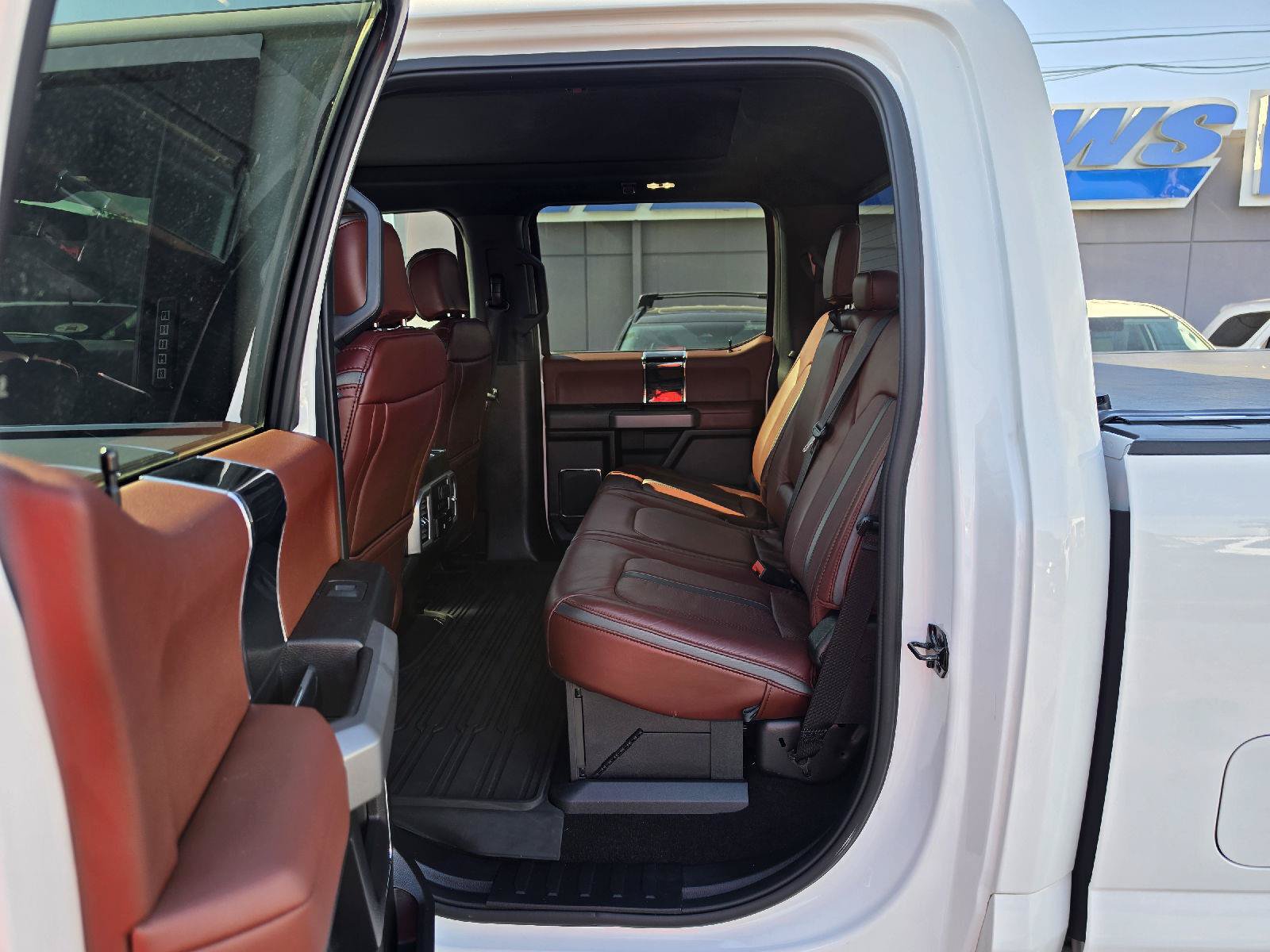 Used 2020 Ford F250 Platinum AWD/4WD image 9