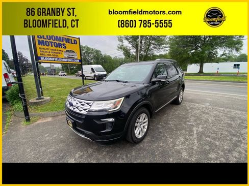 Used 2018 Ford Explorer XLT w/ Equipment Group 202A AWD/4WD image 1