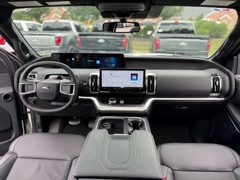 New 2026 Ford Expedition Max Platinum w/ Stealth Appearance Package AWD/4WD image 2