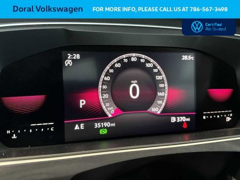 Used 2023 Volkswagen Tiguan SE R-Line image 16