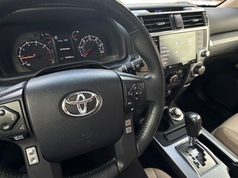 Used 2020 Toyota 4Runner SR5 Premium w/ Moonroof Package AWD/4WD image 17