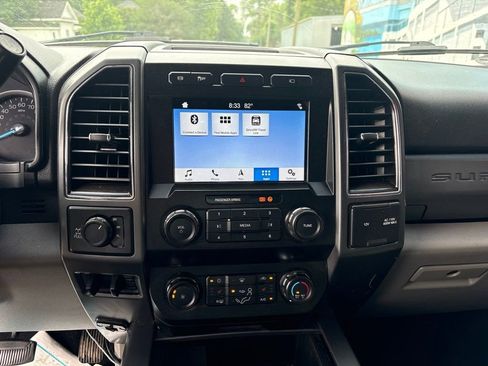 Used 2019 Ford F250 XLT w/ XLT Premium Package AWD/4WD image 19