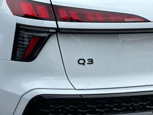 New 2026 Audi Q3 quattro 2.0T AWD/4WD image 33