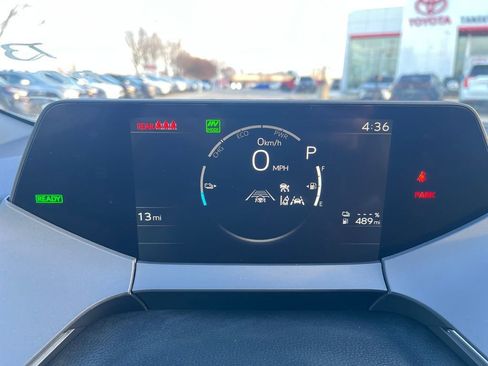 New 2026 Toyota Prius Plug-In Hybrid FWD image 16