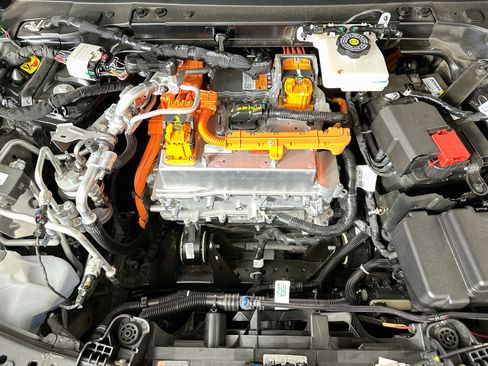 Used 2024 Honda Prologue EX image 32