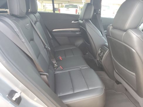 Used 2024 Cadillac XT4 Premium Luxury image 13