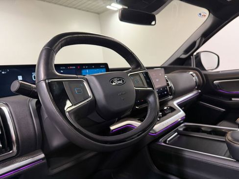 Used 2025 Ford Expedition Tremor image 75