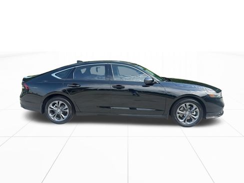 Used 2024 Honda Accord EX-L image 10