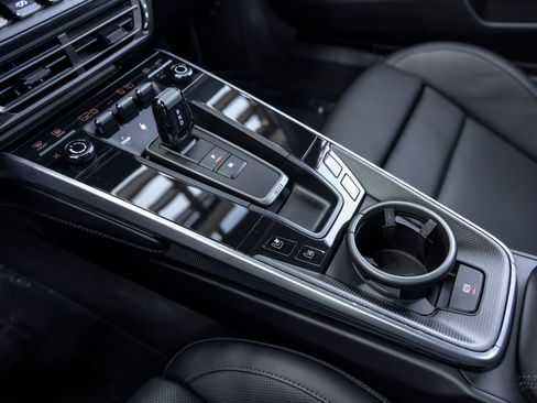 Certified 2025 Porsche 911 Turbo S AWD/4WD image 42
