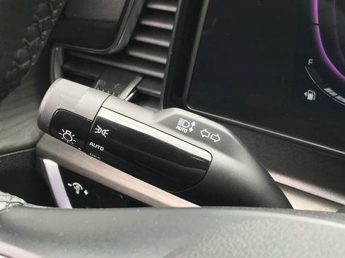 Used 2025 Kia Sportage X-Line AWD/4WD image 48