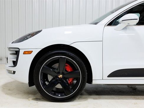 Used 2018 Porsche Macan GTS AWD/4WD image 28