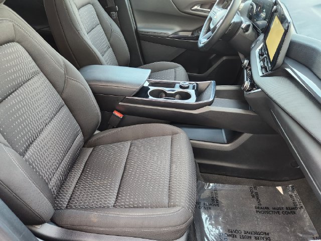 Used 2026 Chevrolet Equinox LT FWD image 19