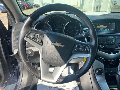 Used 2014 Chevrolet Cruze LT FWD image 17