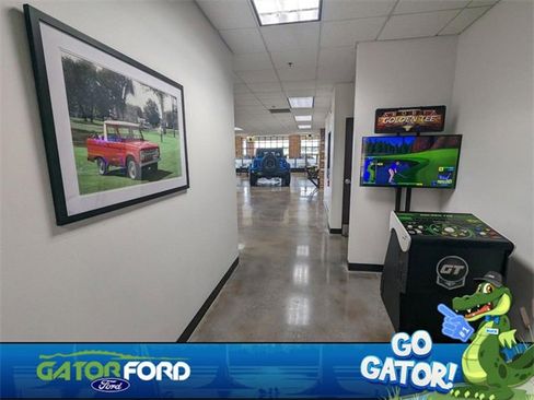 Used 2025 Ford F350 XLT w/ FX4 Off-Road Package image 33