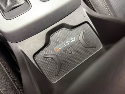 Used 2018 Chevrolet Colorado ZR2 AWD/4WD image 35