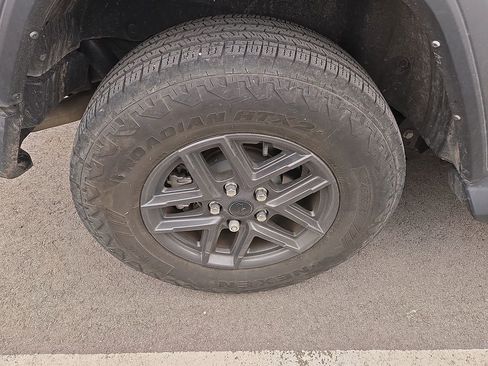 Used 2024 Jeep Wrangler Sport S image 5