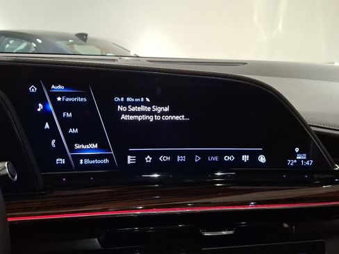 Certified 2023 Cadillac Escalade Premium Luxury image 22