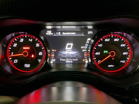 Used 2020 Dodge Charger SXT w/ Blacktop Package RWD image 25