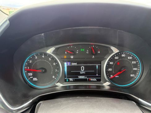 Used 2018 Chevrolet Equinox LT w/ Sun & Infotainment Package image 32