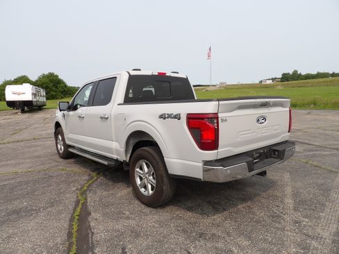 Used 2024 Ford F150 XLT w/ Equipment Group 302A MID image 8