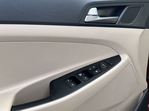 Used 2018 Hyundai Tucson SE image 15