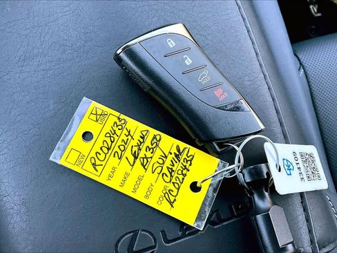 Used 2025 Lexus RX 350 Premium w/ Accessory Package (Z1) image 15