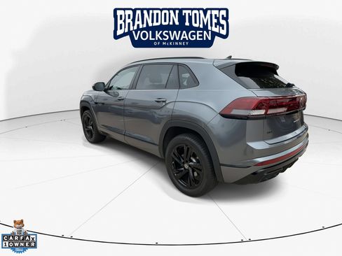 Used 2025 Volkswagen Atlas Cross Sport SEL R-Line AWD/4WD image 7