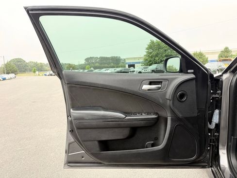 Used 2022 Dodge Charger R/T w/ Blacktop Package RWD image 18