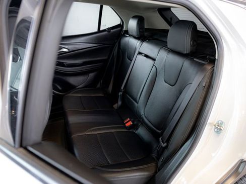 Used 2023 Buick Encore GX Essence w/ Experience Buick Package image 10