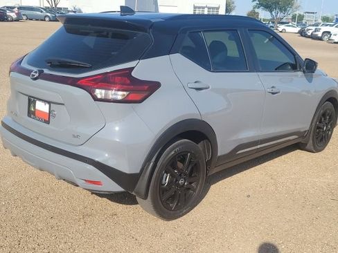 Used 2024 Nissan Kicks SR w/ SR Premium Package FWD image 6