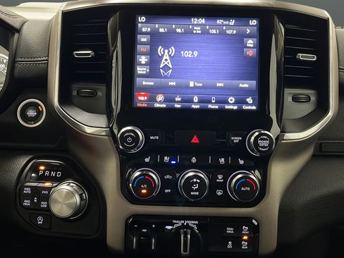 Used 2021 RAM 1500 Laramie AWD/4WD image 13