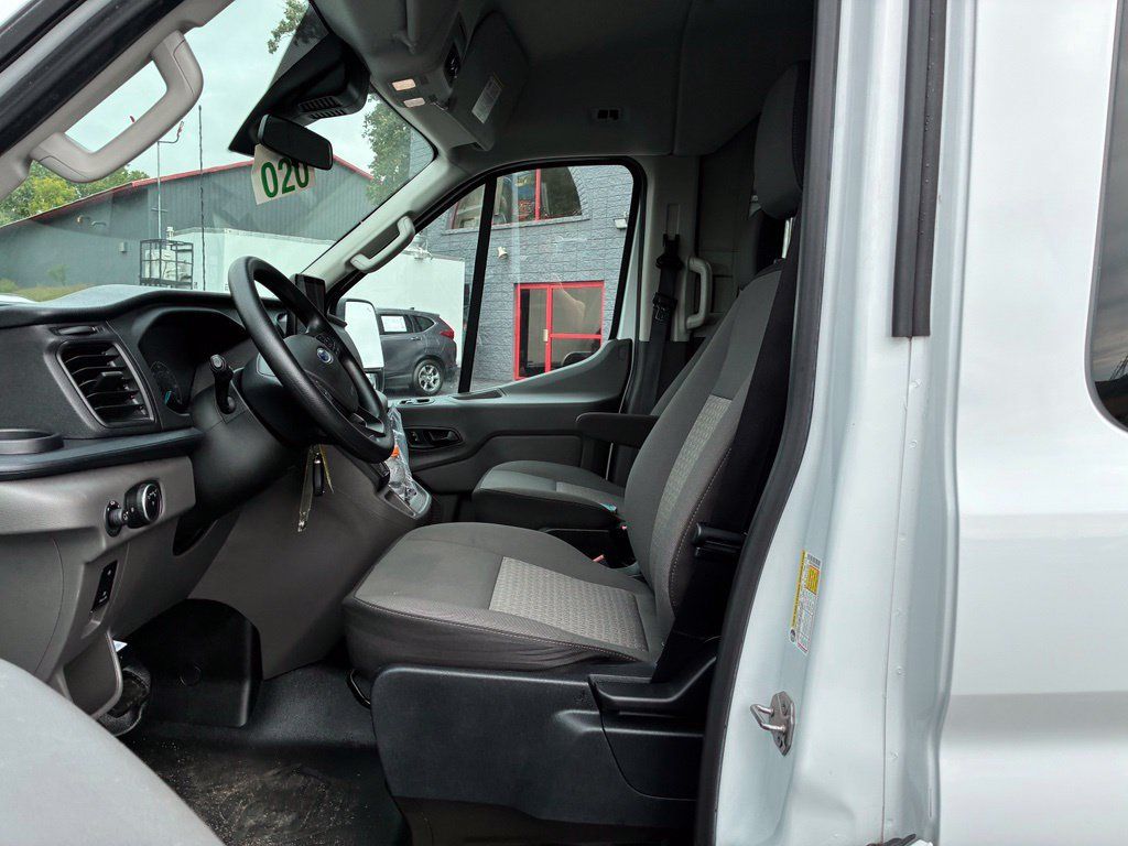 Used 2021 Ford Transit 350 XLT RWD image 9