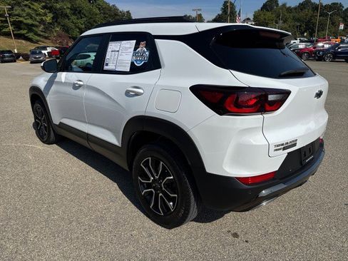 Used 2024 Chevrolet TrailBlazer ACTIV w/ Driver Confidence Package image 3