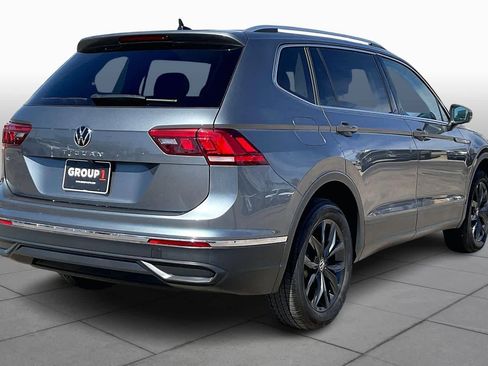 Used 2024 Volkswagen Tiguan SE image 13