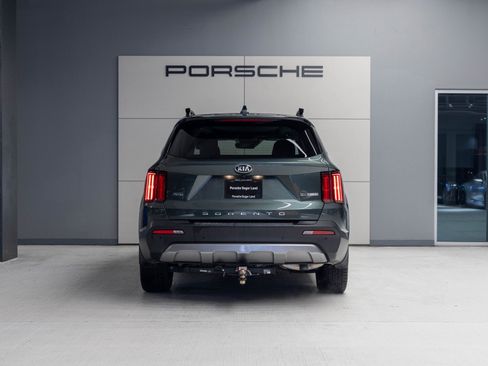 Used 2021 Kia Sorento SX Prestige image 6