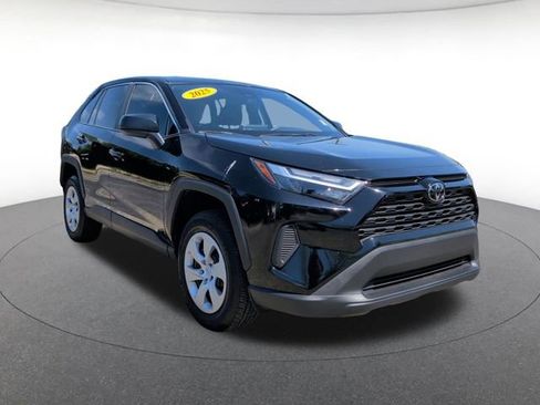 Used 2025 Toyota RAV4 LE FWD image 8