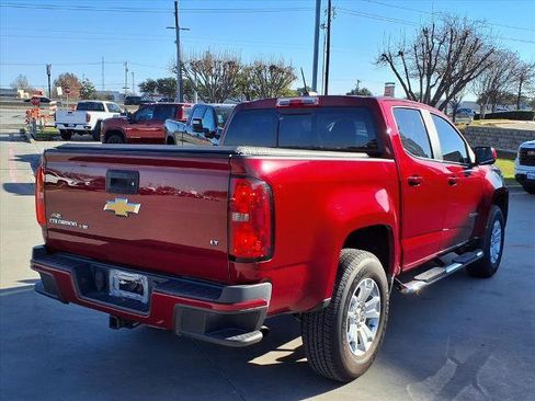 Used 2019 Chevrolet Colorado LT w/ LT Convenience Package image 3