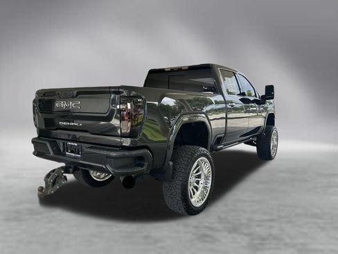 Used 2020 GMC Sierra 2500 Denali w/ Denali Ultimate Package AWD/4WD image 3