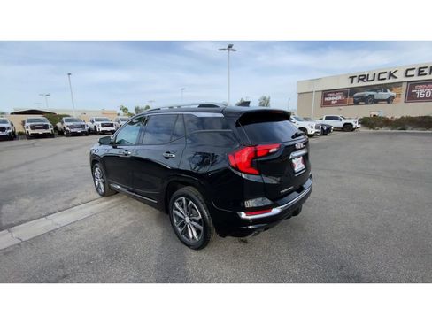Used 2020 GMC Terrain Denali w/ Denali Premium Package image 6