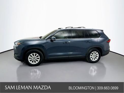 Used 2024 Toyota Grand Highlander XLE image 4