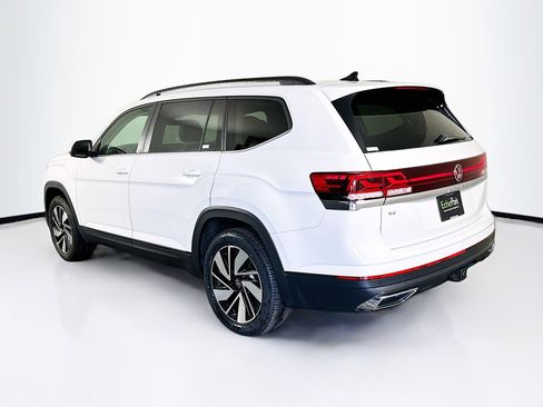 Used 2025 Volkswagen Atlas SE image 5