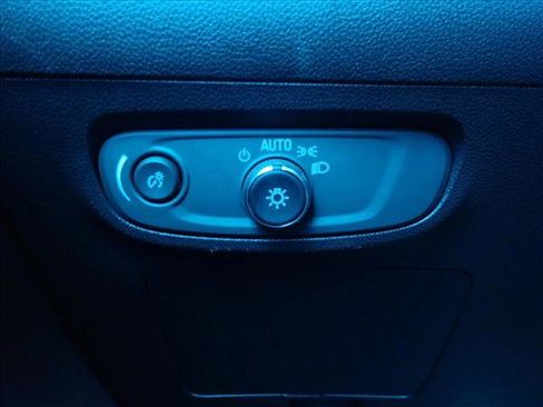 Used 2024 Buick Encore GX Preferred FWD image 23