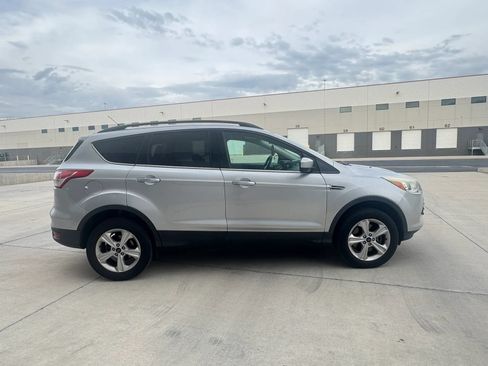 Used 2015 Ford Escape SE w/ Equipment Group 201A AWD/4WD image 6