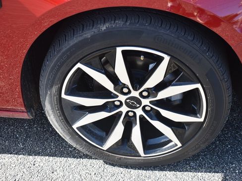 Used 2024 Chevrolet Malibu RS w/ LPO, Floor Liner Package FWD image 11