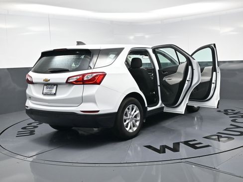 Certified 2020 Chevrolet Equinox LS image 25